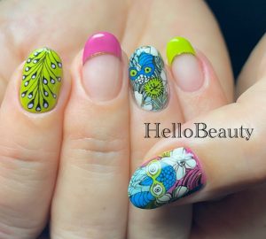 Afrian pattern nails